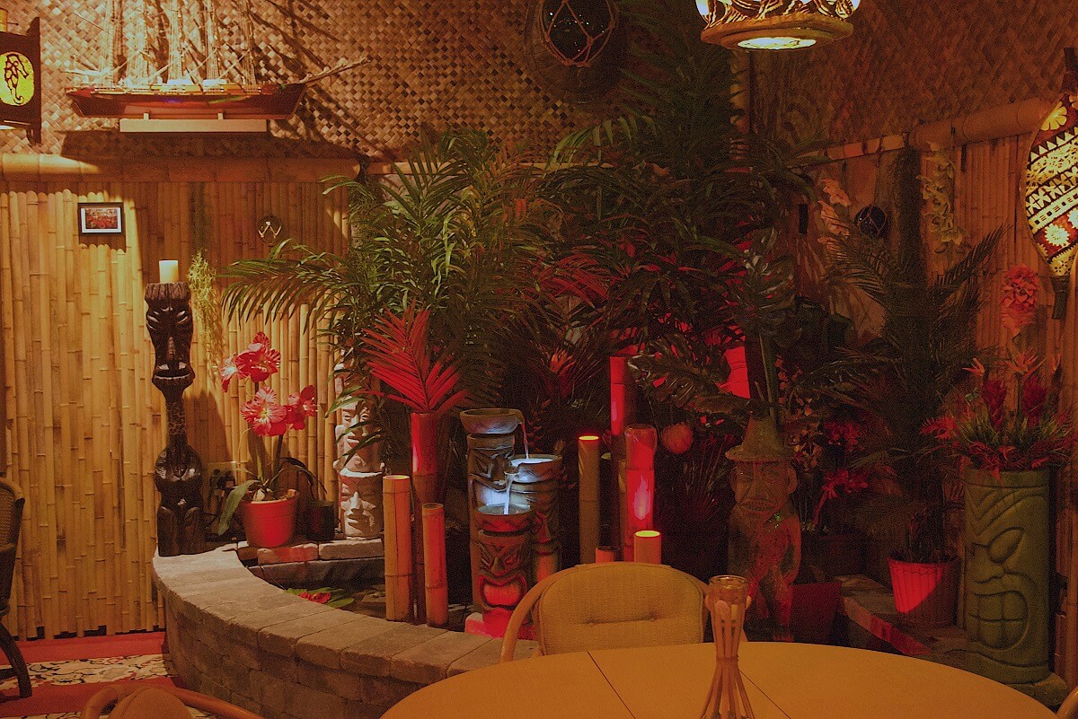 Kahala Koa Tikibar
